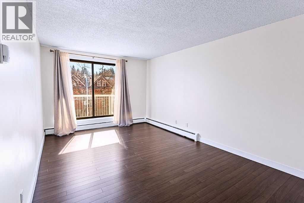 Single Family House for Sale in    Avenue SW Lower Mount Royal Calgary 