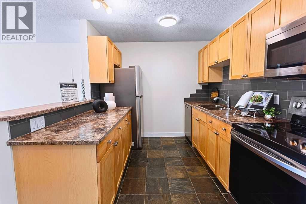 Single Family House for Sale in    Avenue SW Lower Mount Royal Calgary 