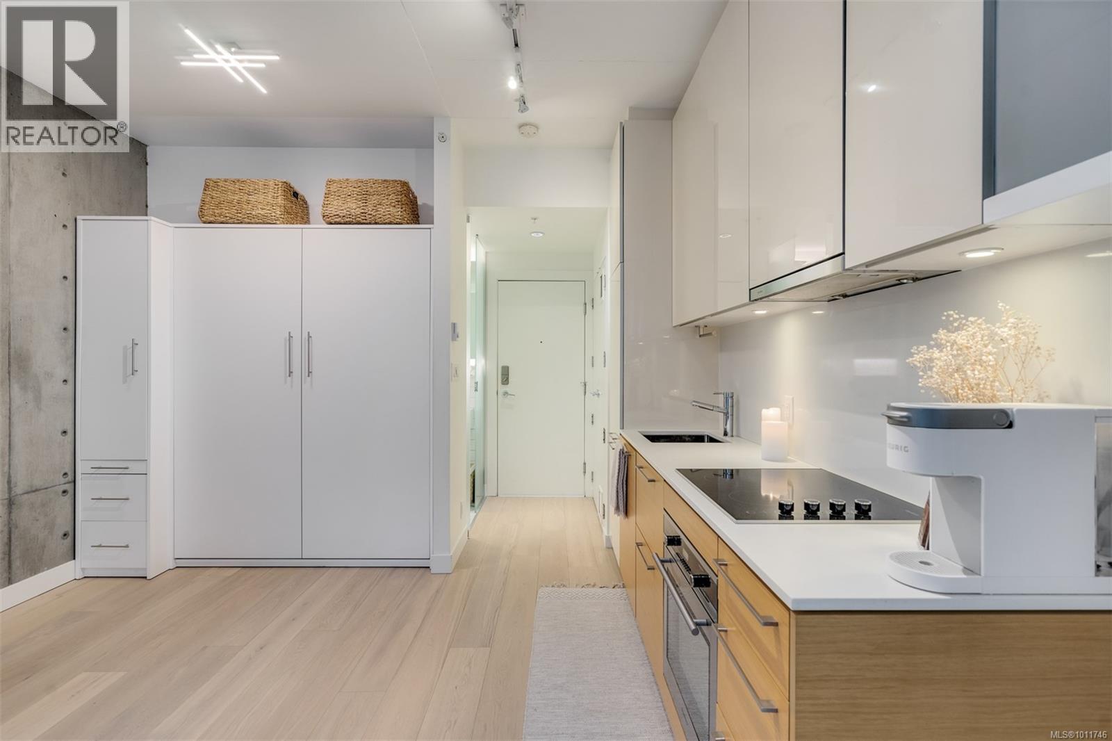 102 456 Pandora Avenue, Victoria