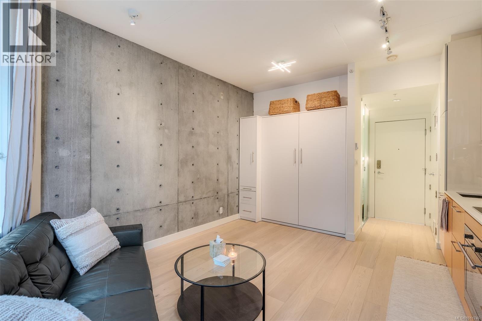 102 456 Pandora Avenue, Victoria