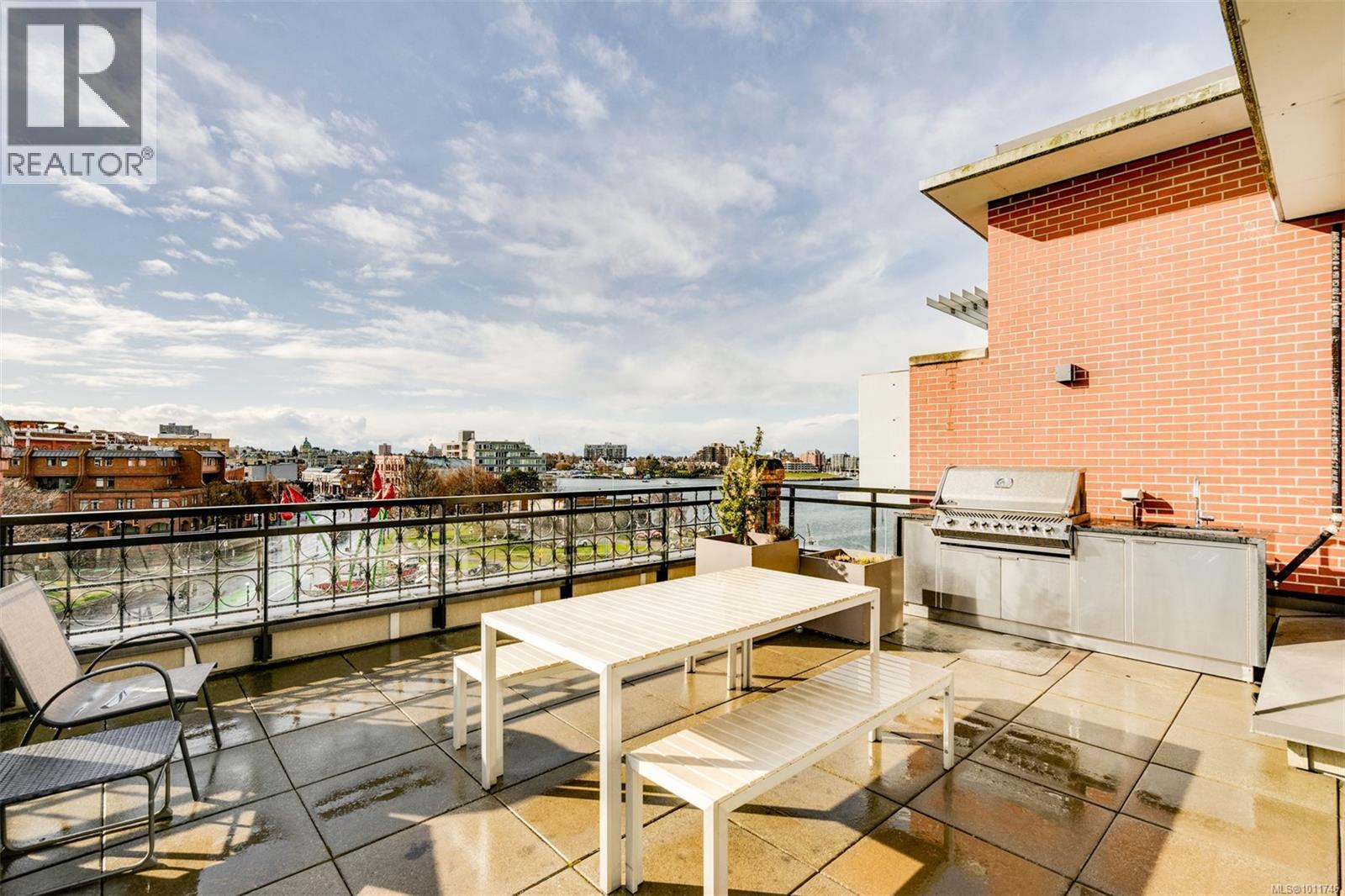 102 456 Pandora Avenue, Victoria