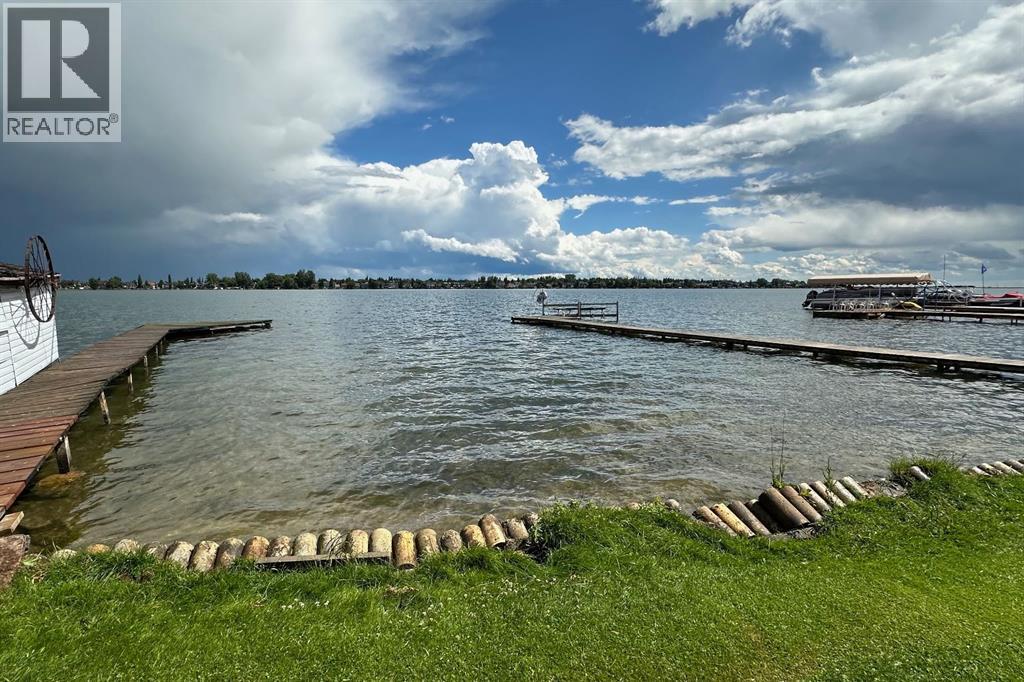 Photo 19 of 648 West Chestermere Drive, Chestermere AB