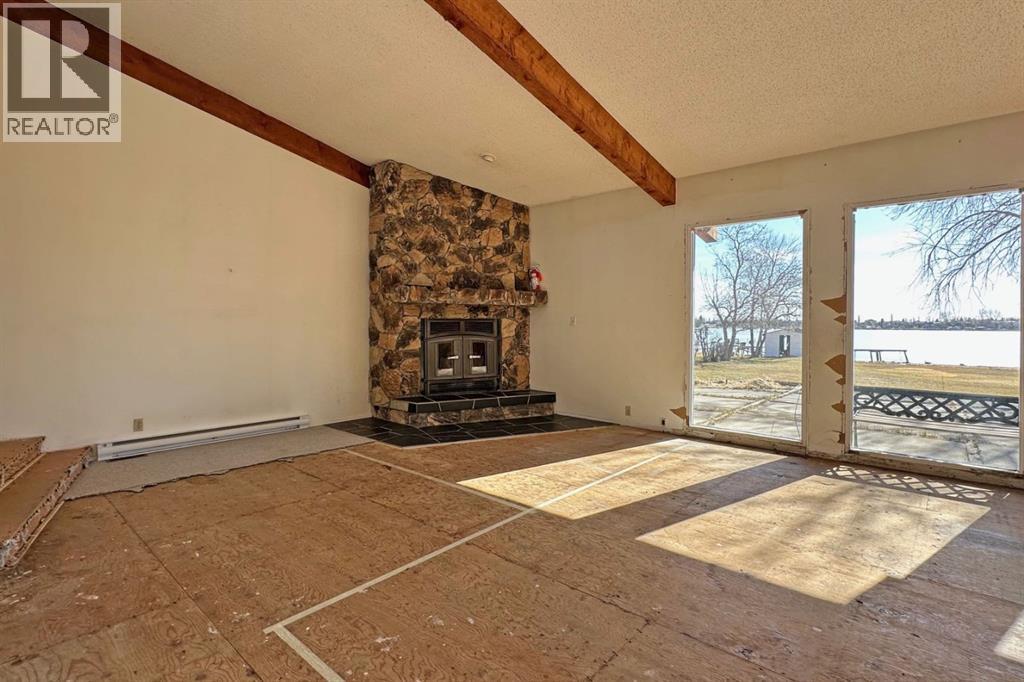Photo 6 of 648 West Chestermere Drive, Chestermere AB