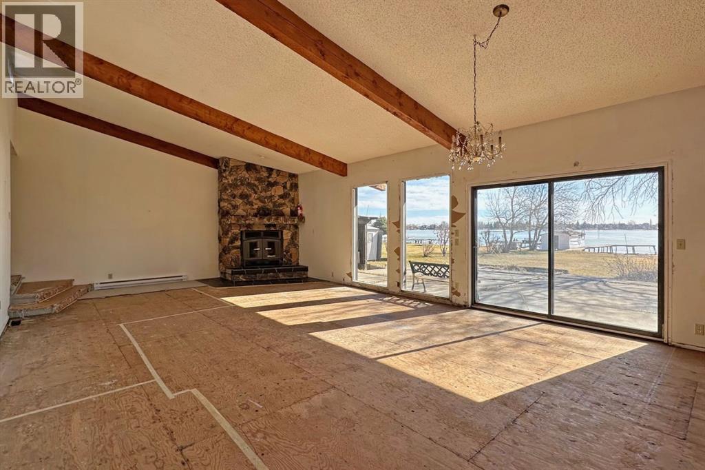 Photo 8 of 648 West Chestermere Drive, Chestermere AB