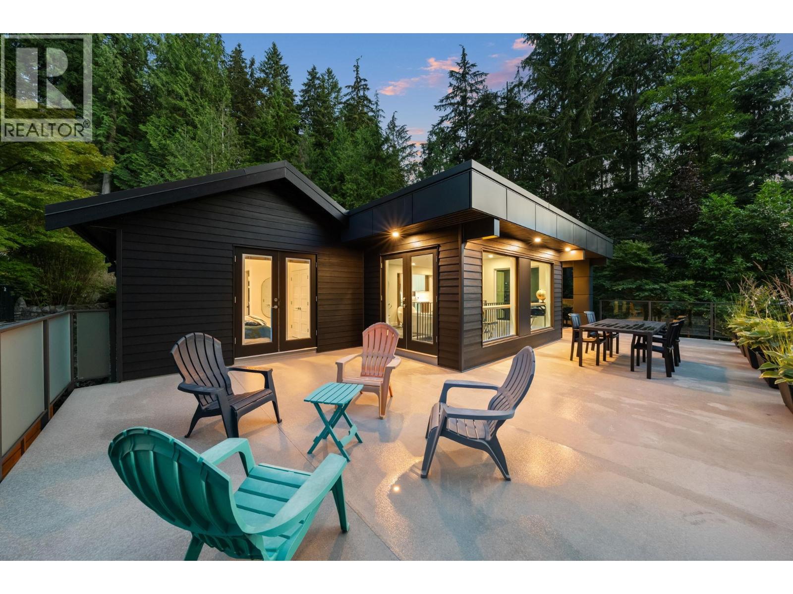 Photo 13 of 4507 Summerside Lane, North Vancouver BC