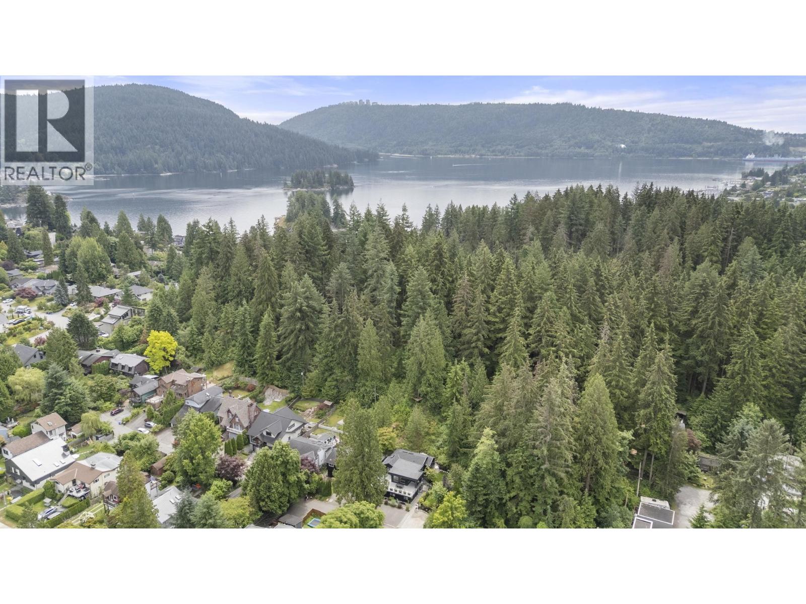Photo 22 of 4507 Summerside Lane, North Vancouver BC