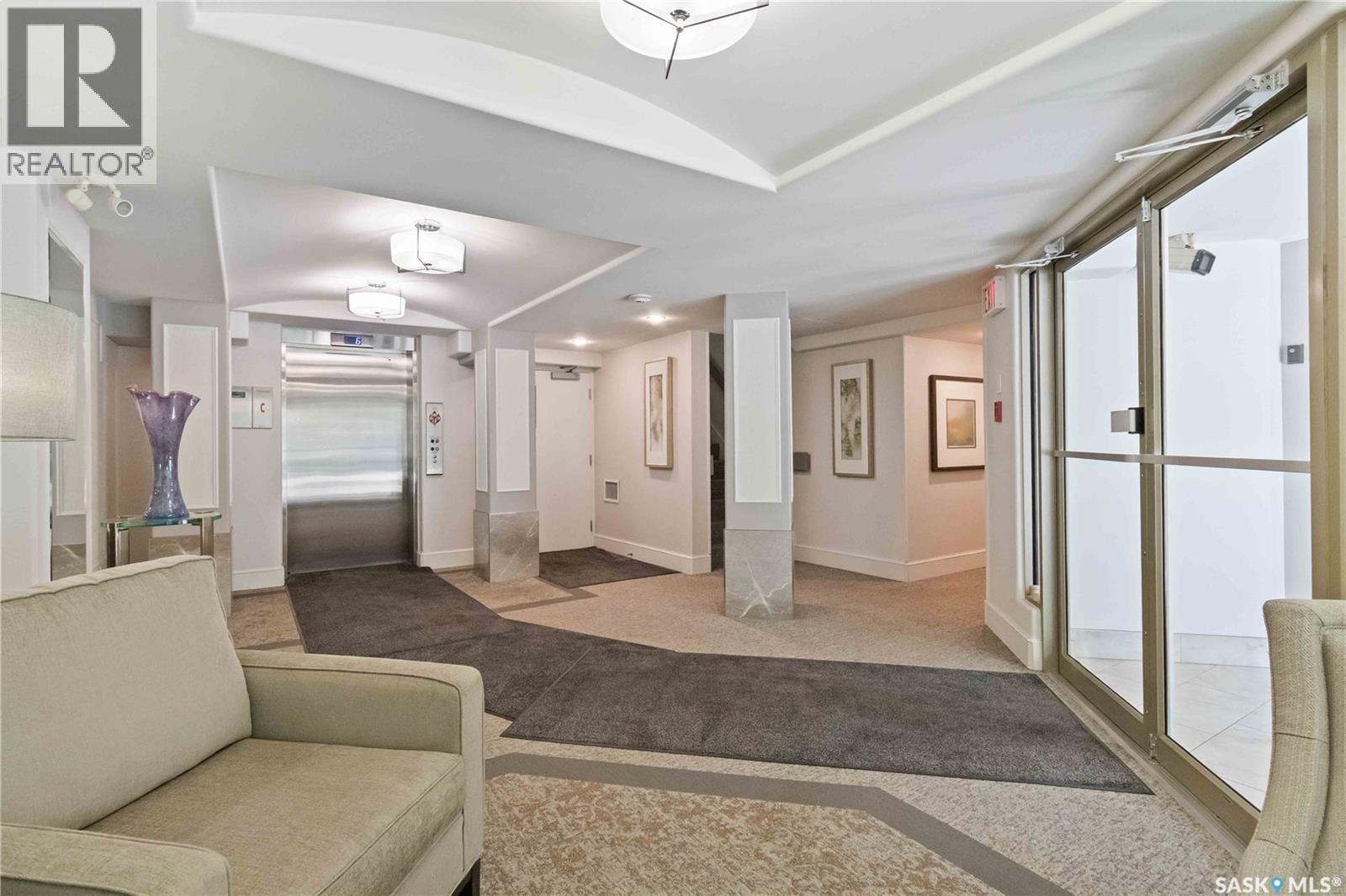 Photo 1 of 103 303 5th Avenue N, Saskatoon SK