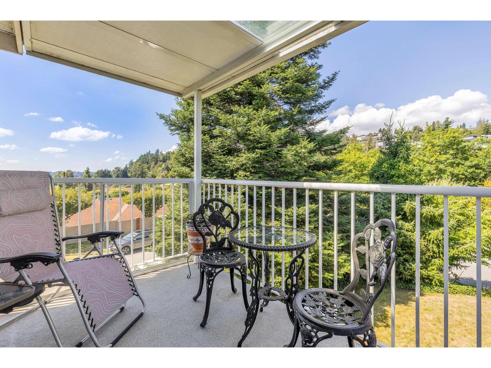 Photo 24 of 30 2068 Winfield Drive, Abbotsford BC