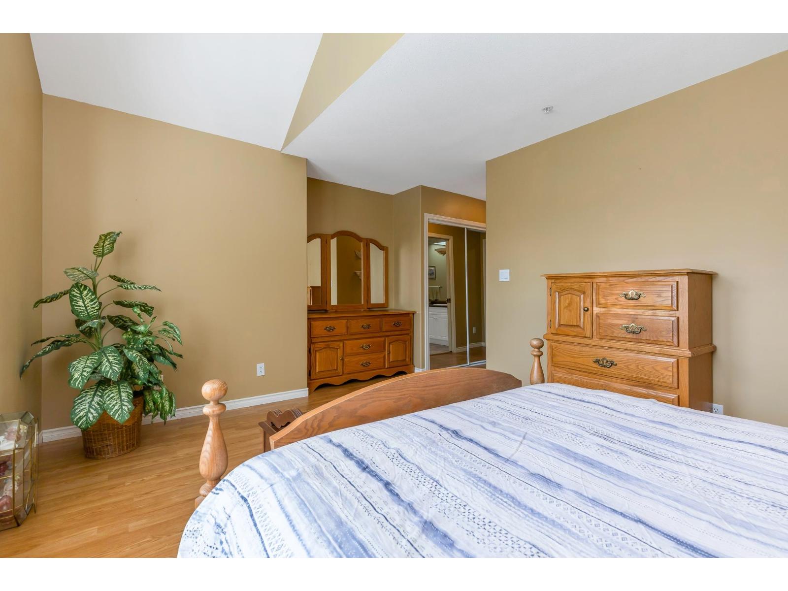 Photo 21 of 30 2068 Winfield Drive, Abbotsford BC