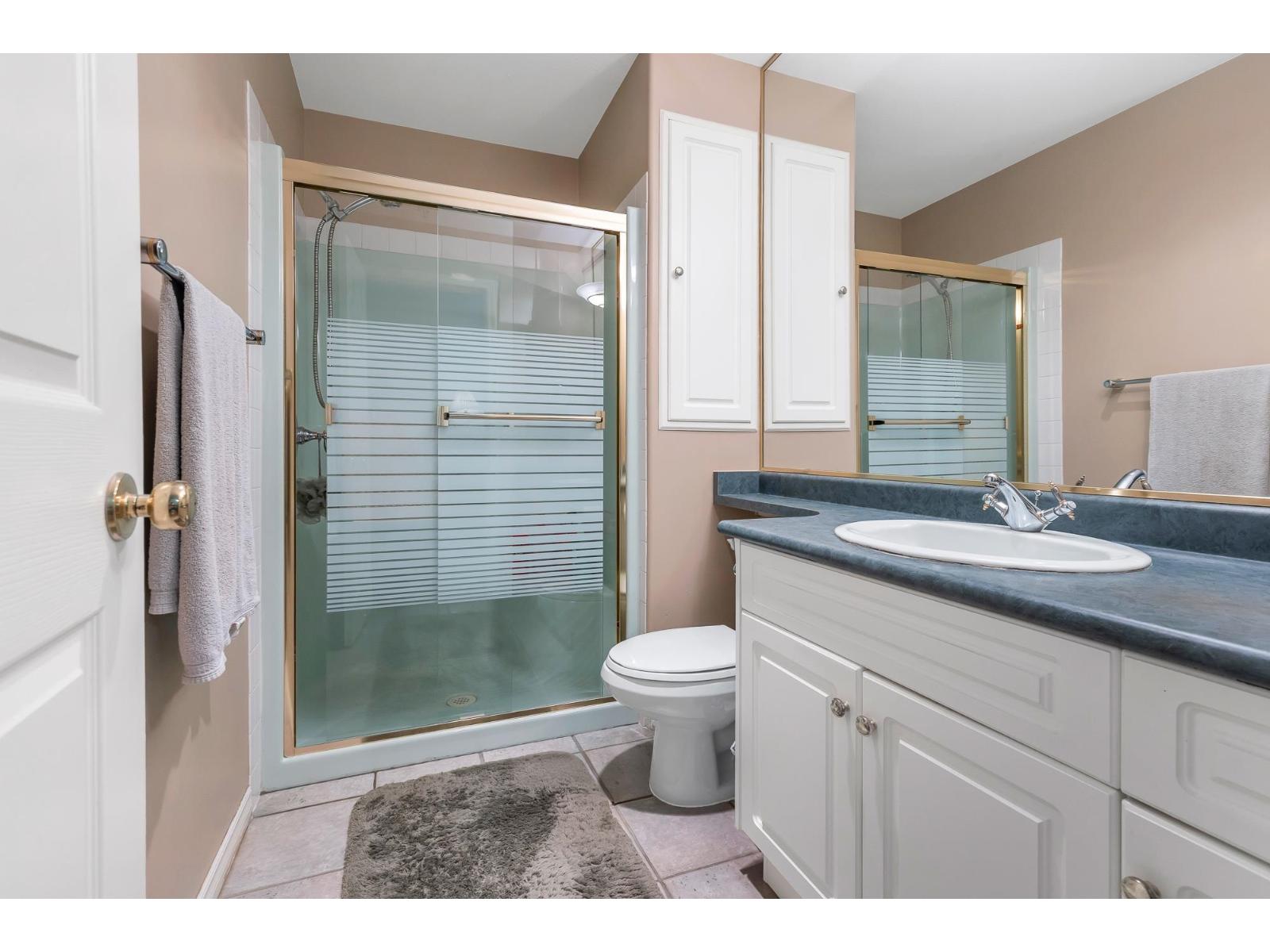 Photo 12 of 30 2068 Winfield Drive, Abbotsford BC