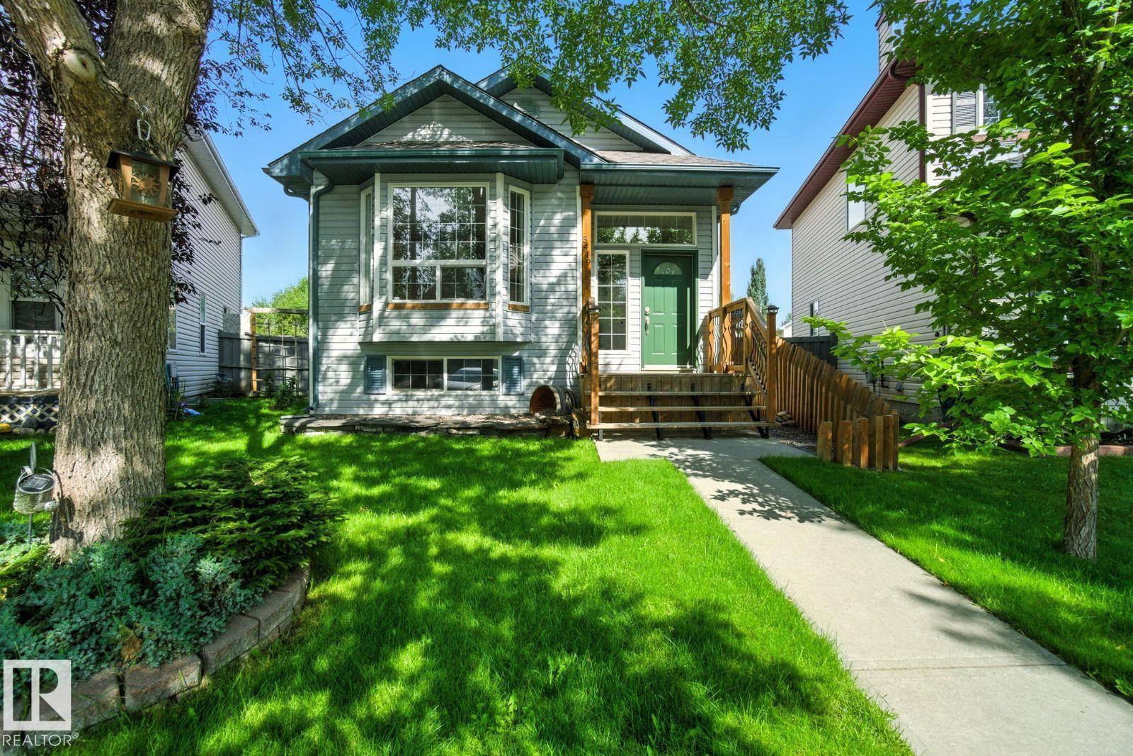Photo 14 of 5419 203 St Nw, Edmonton AB