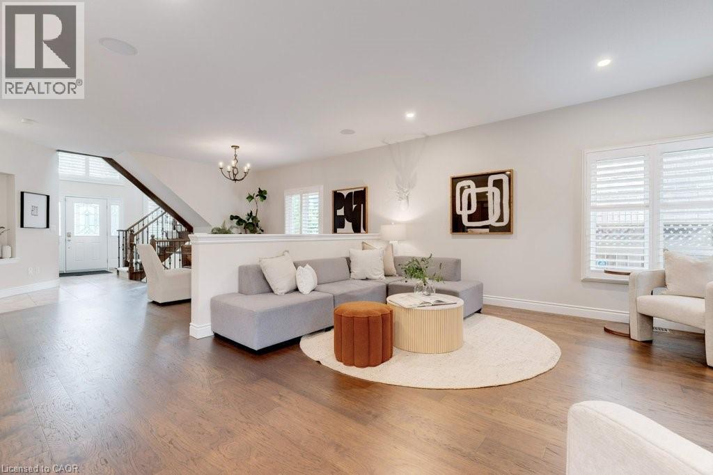 Photo 9 of 47 Premier Road, Hamilton ON