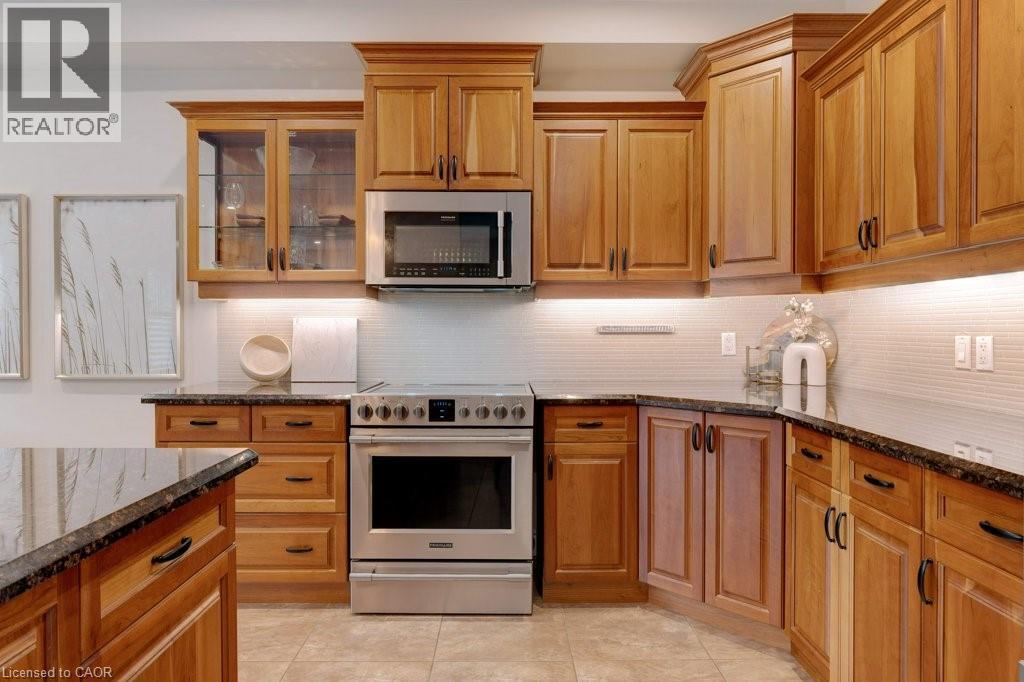 Photo 16 of 47 Premier Road, Hamilton ON