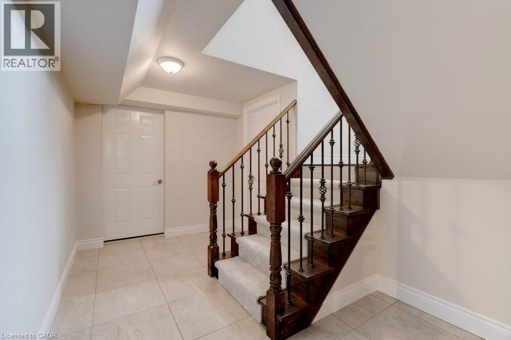 Photo 34 of 47 Premier Road, Hamilton ON