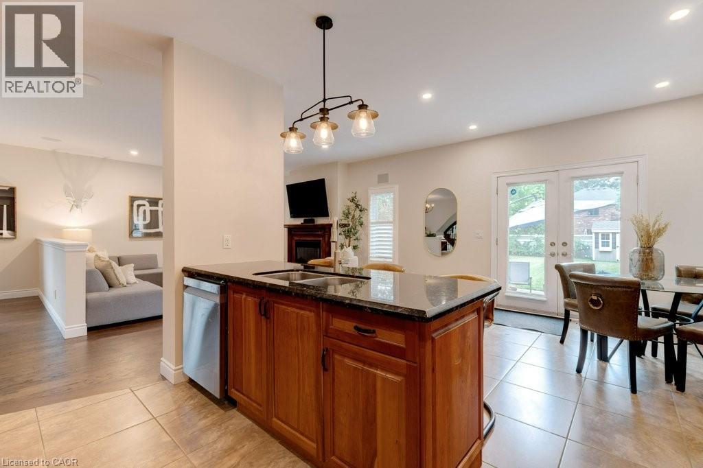 Photo 15 of 47 Premier Road, Hamilton ON