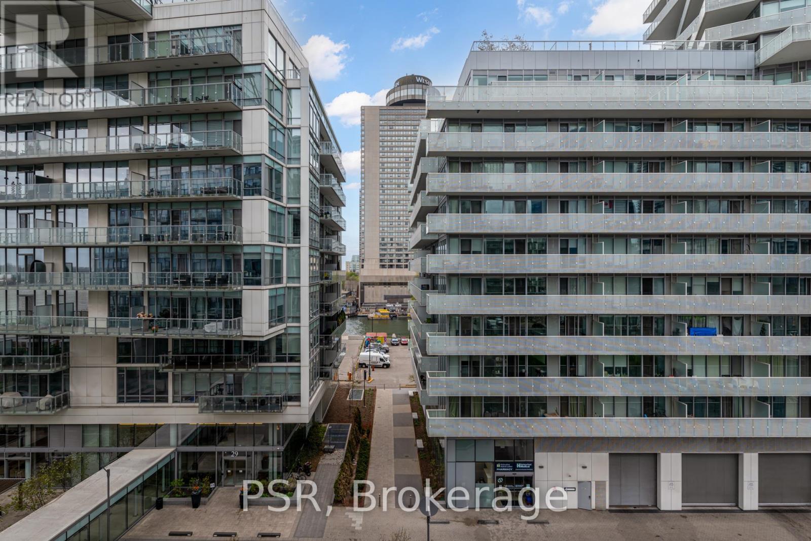 Photo 16 of 627 29 Queens Quay E, Toronto ON