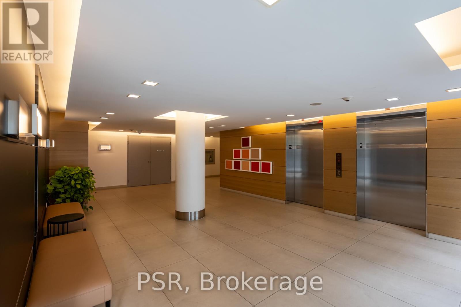 Photo 20 of 627 29 Queens Quay E, Toronto ON