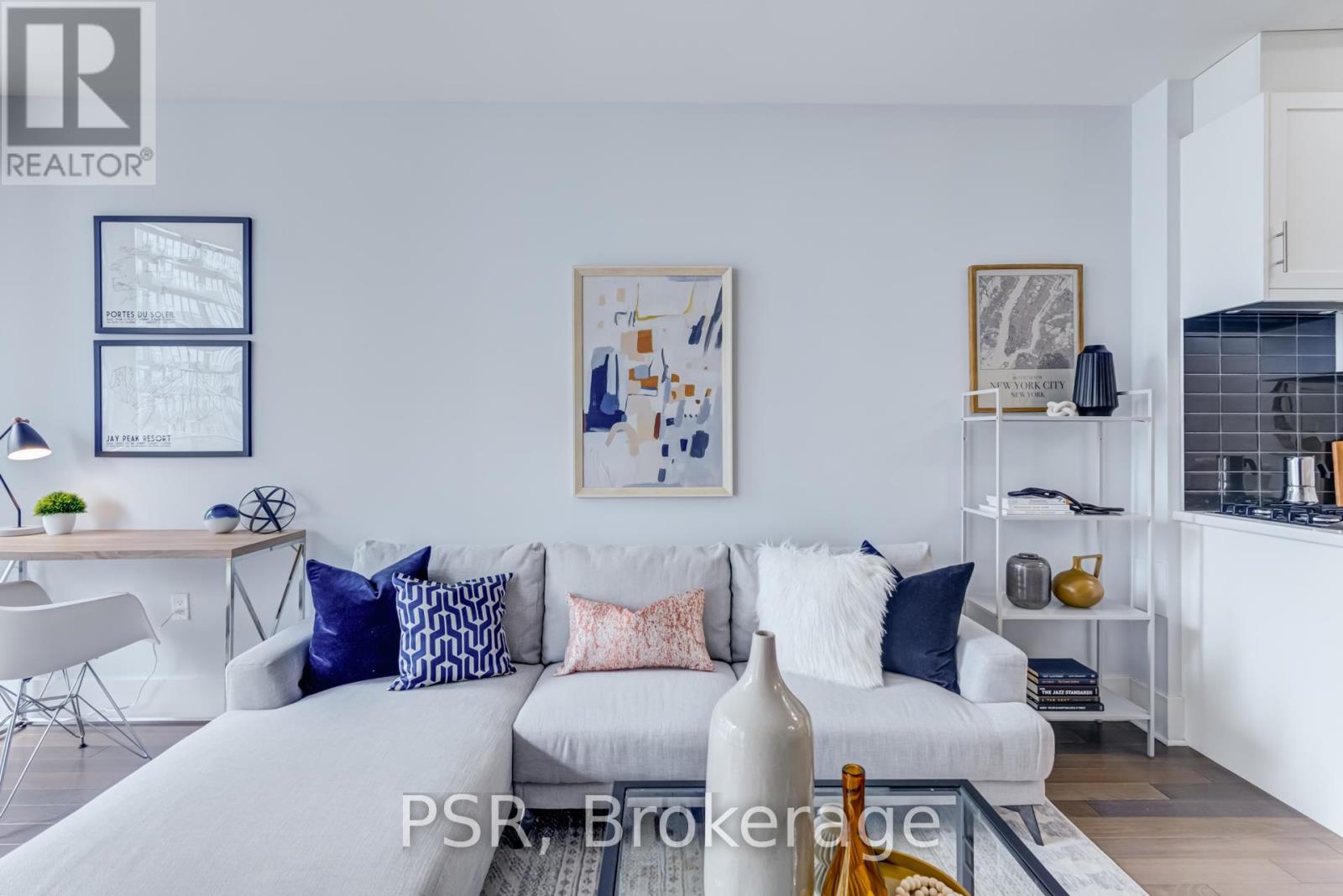 Photo 41 of 627 29 Queens Quay E, Toronto ON