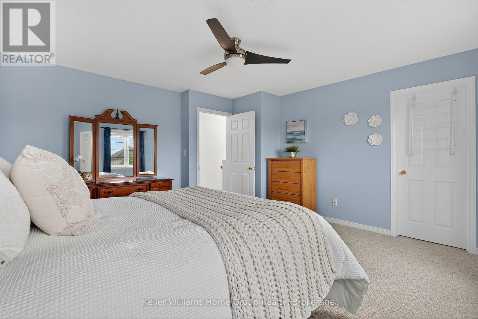 Photo 7 of 90 Udvari Crescent, Kitchener ON