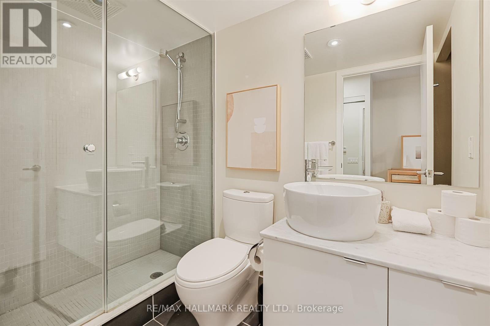 Photo 1 of 302 1048 Broadview Avenue, Toronto ON