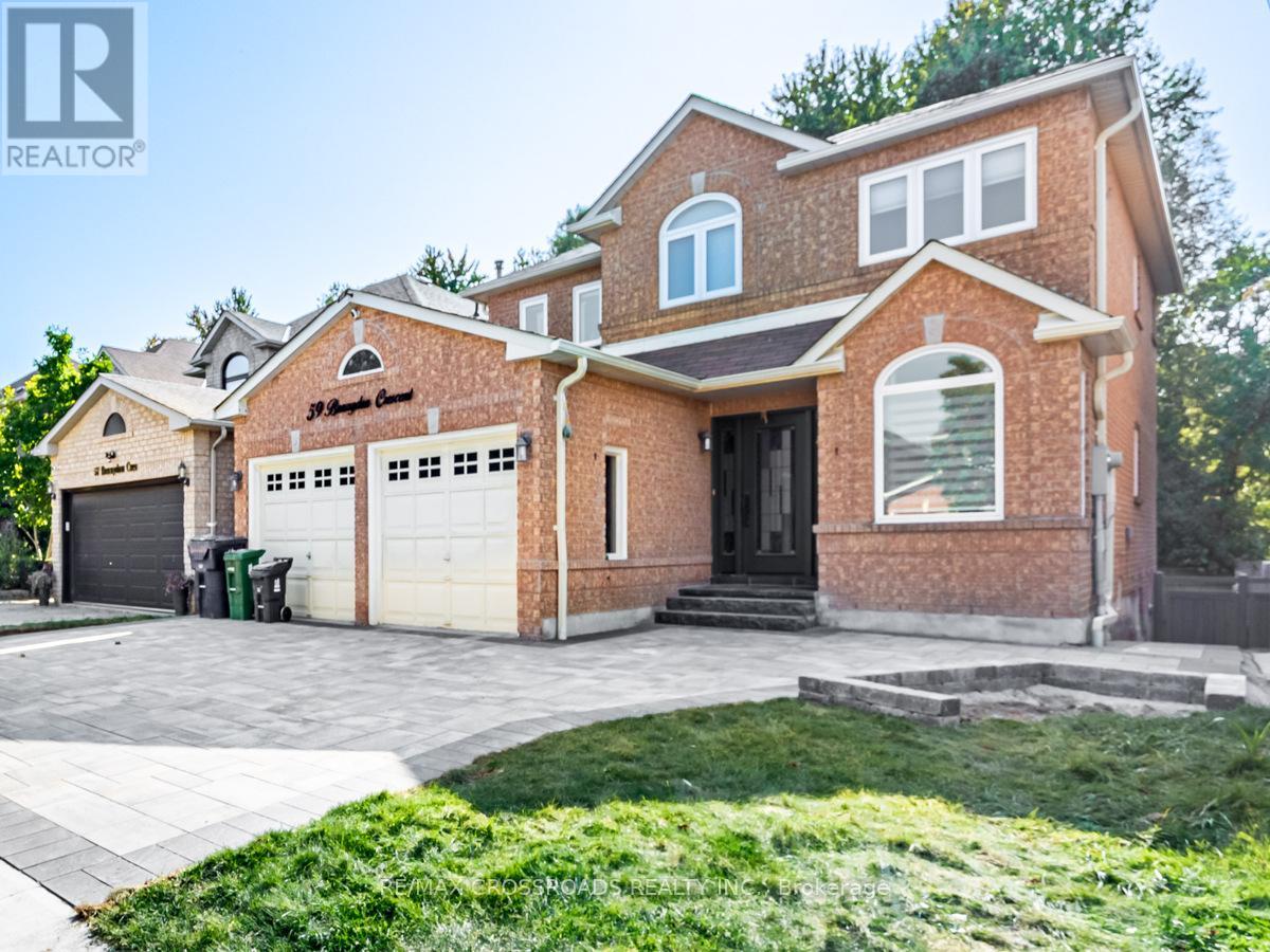 Photo 5 of 59 Bonnydon Crescent, Toronto ON