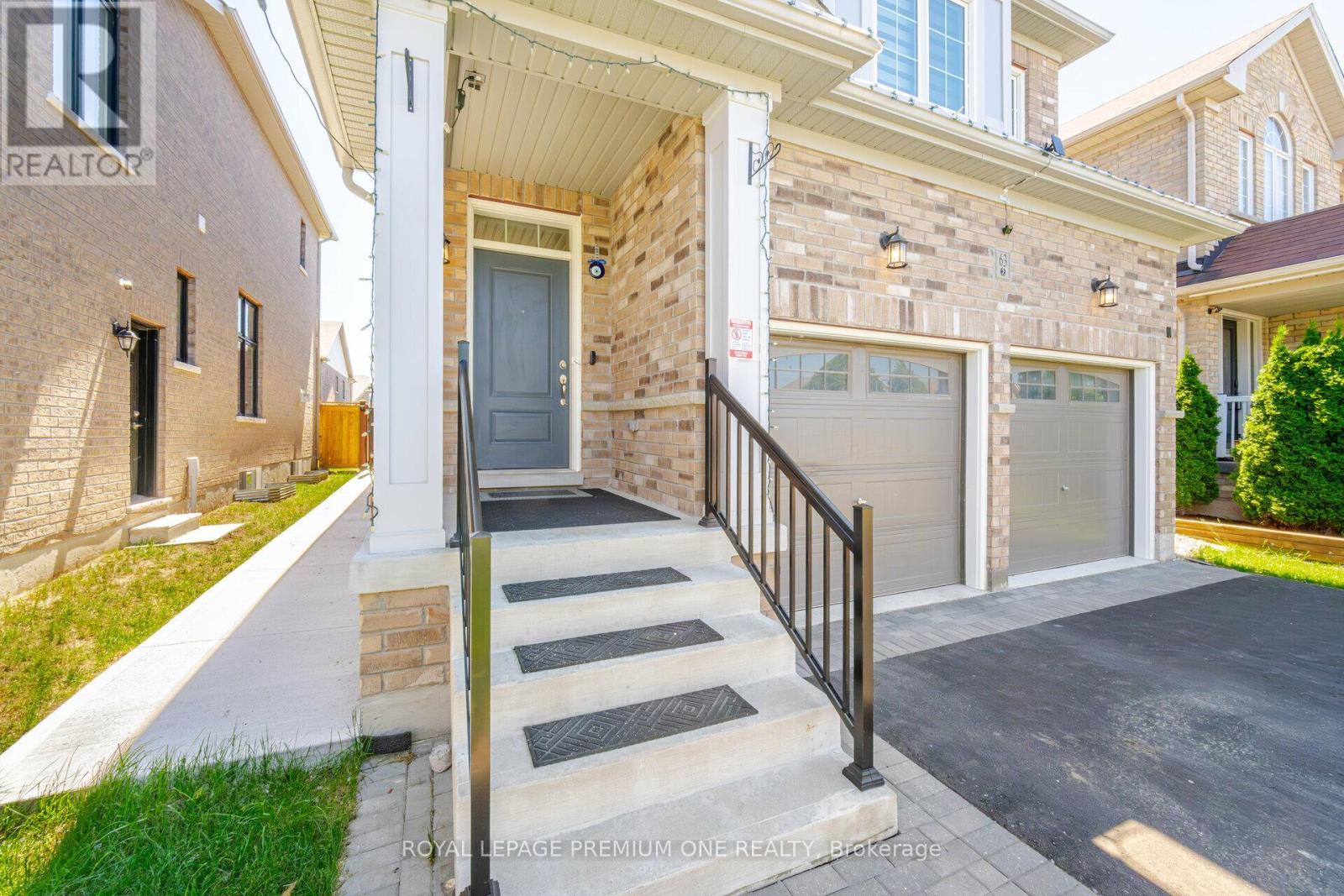 Photo 3 of 63 Morningstar Avenue, Whitby ON