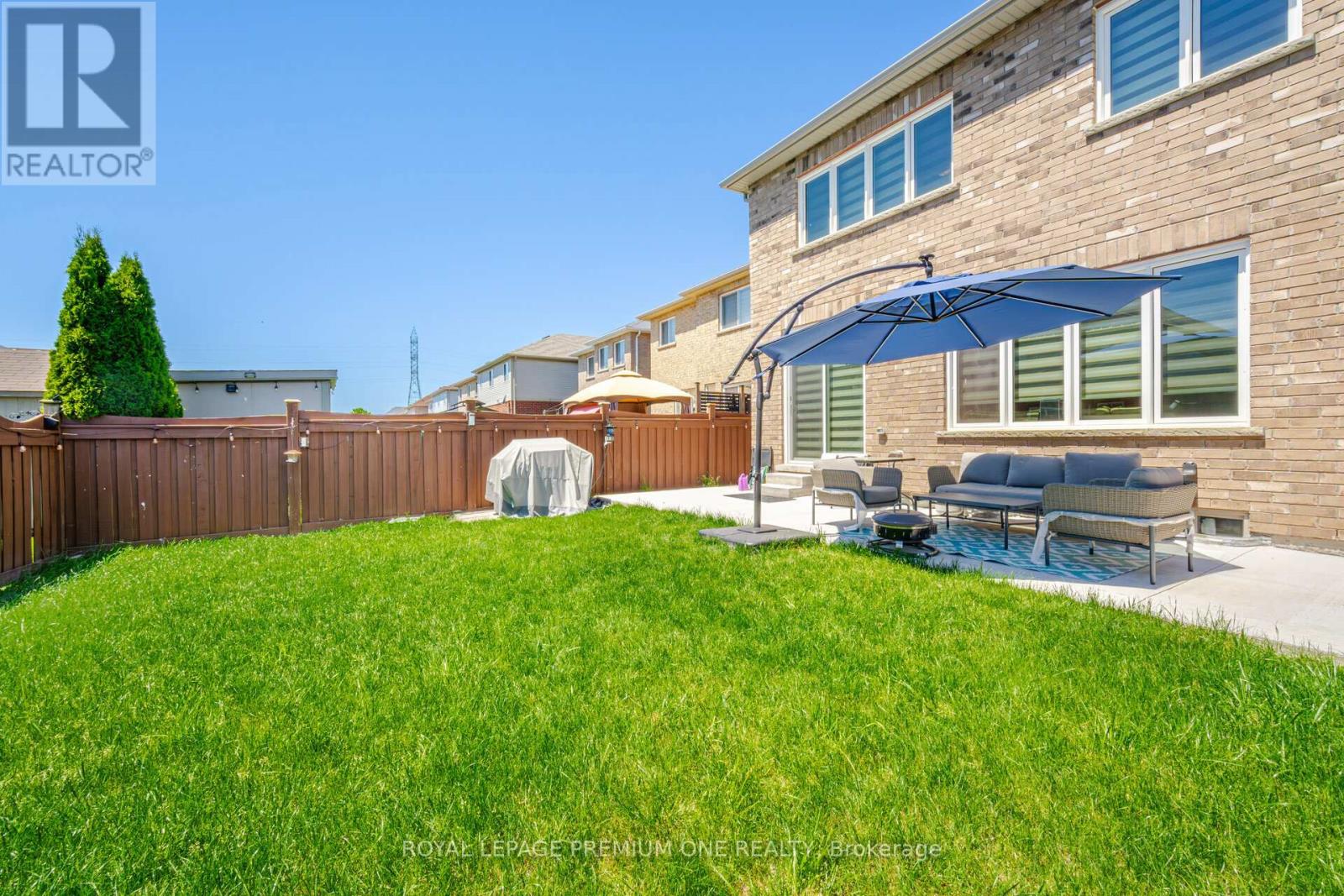 Photo 40 of 63 Morningstar Avenue, Whitby ON