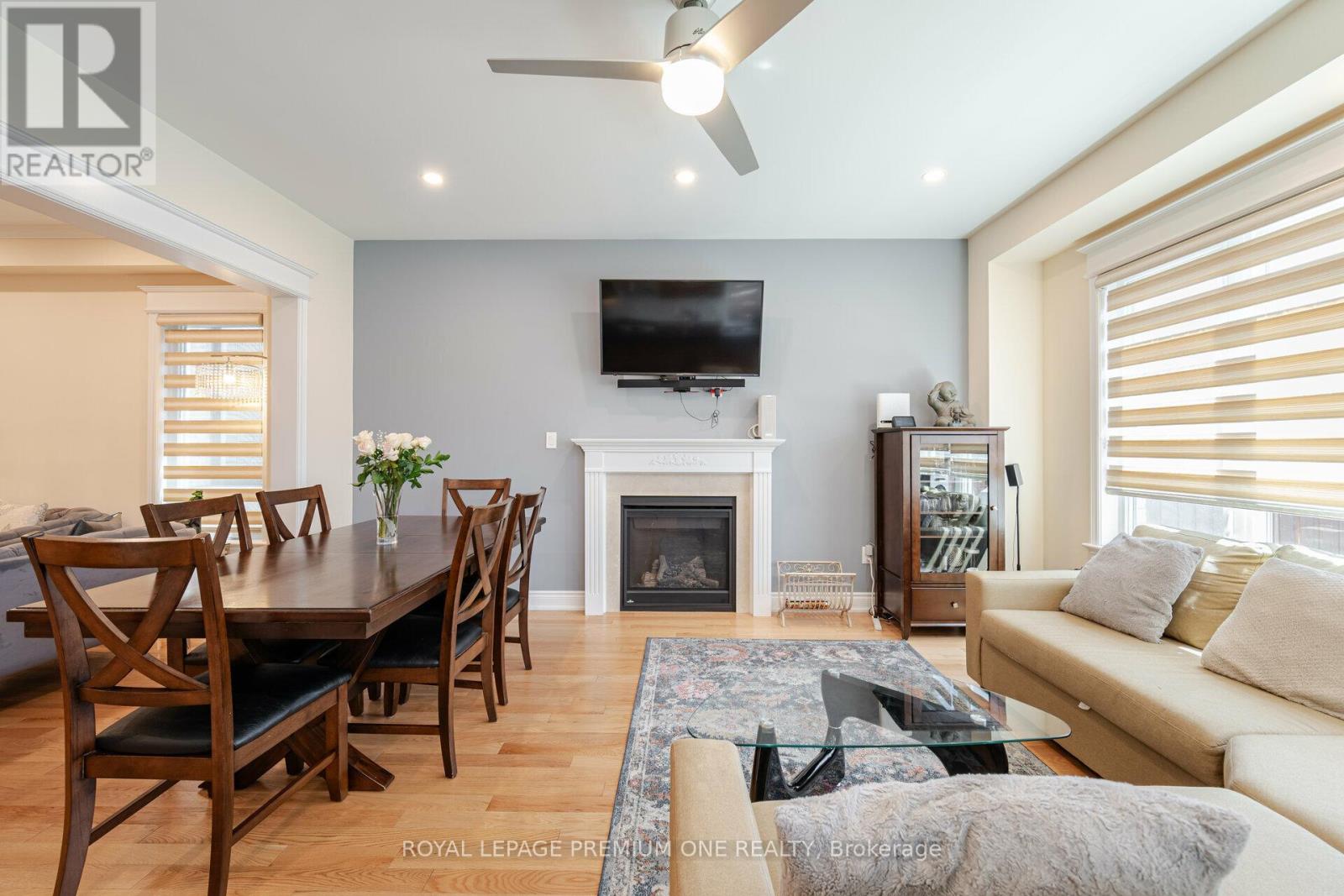 Photo 9 of 63 Morningstar Avenue, Whitby ON