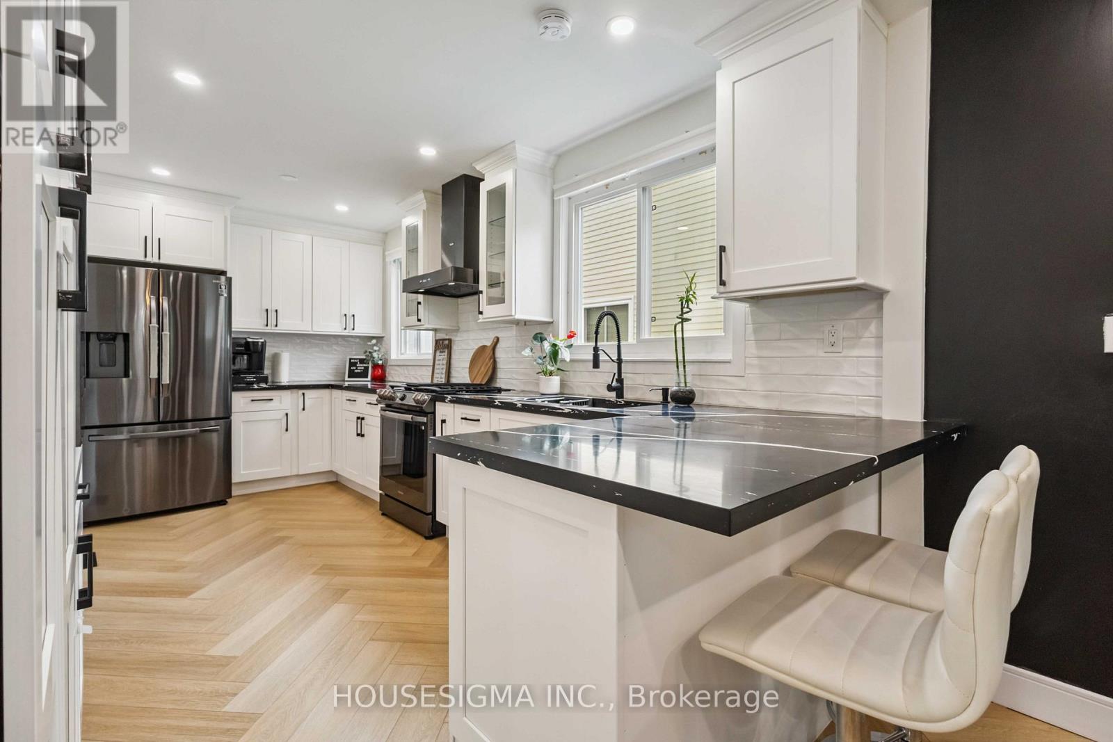 Photo 15 of 1430 Palmetto Drive, Oshawa ON