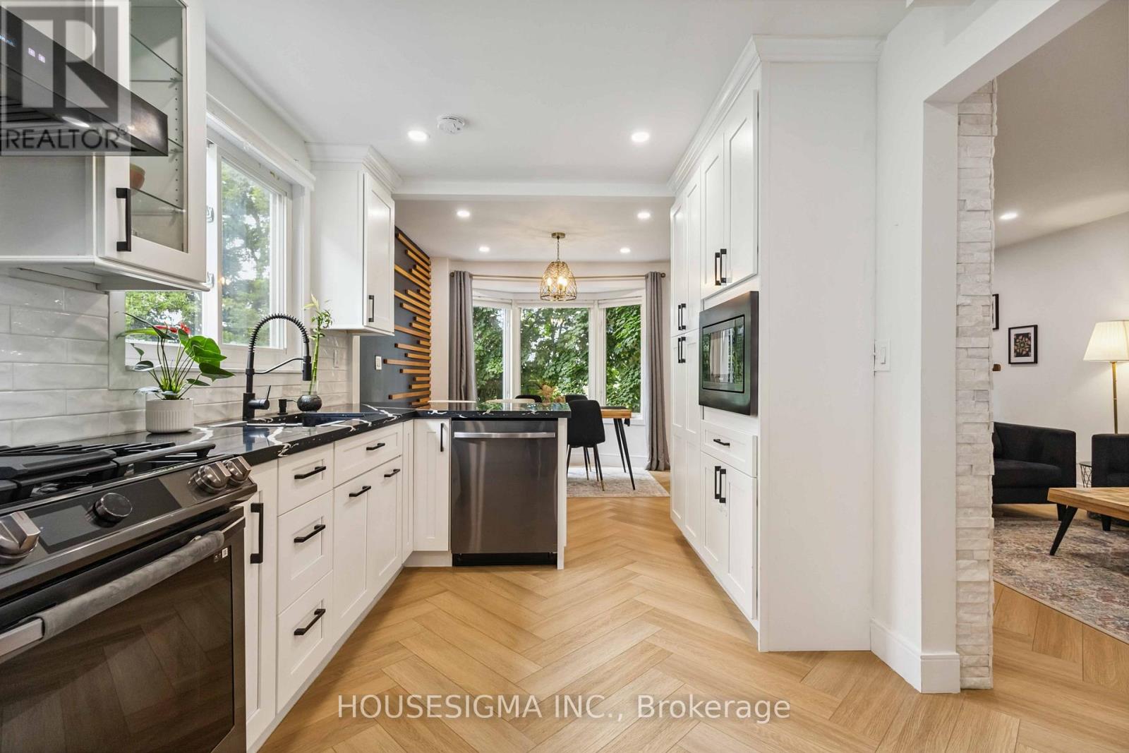 Photo 19 of 1430 Palmetto Drive, Oshawa ON