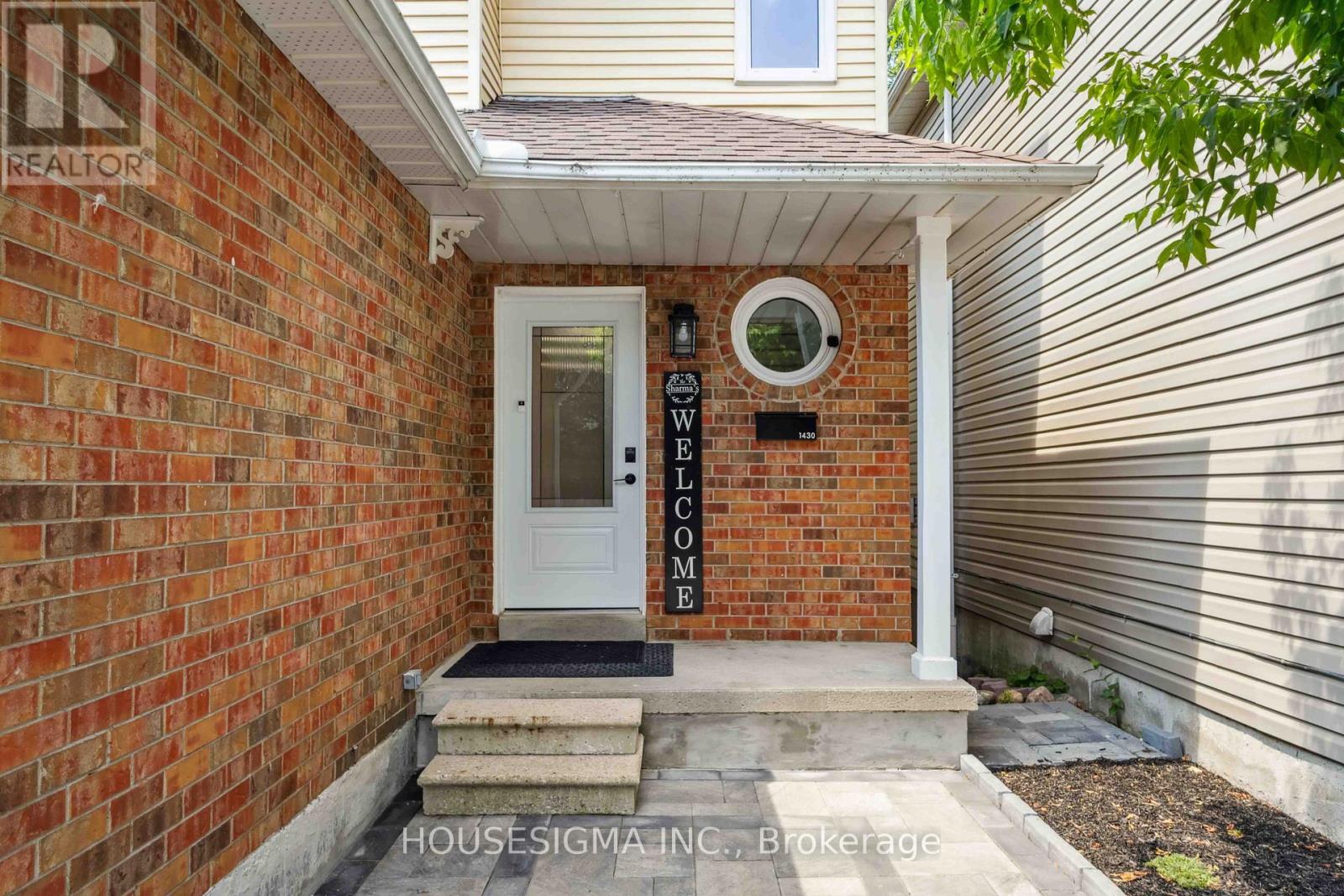 Photo 3 of 1430 Palmetto Drive, Oshawa ON