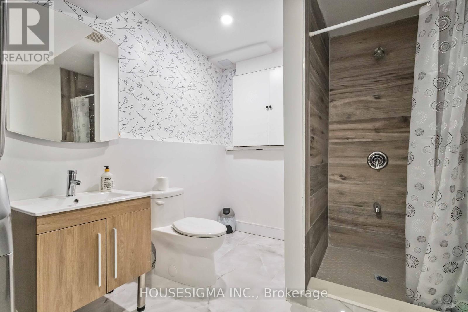 Photo 44 of 1430 Palmetto Drive, Oshawa ON