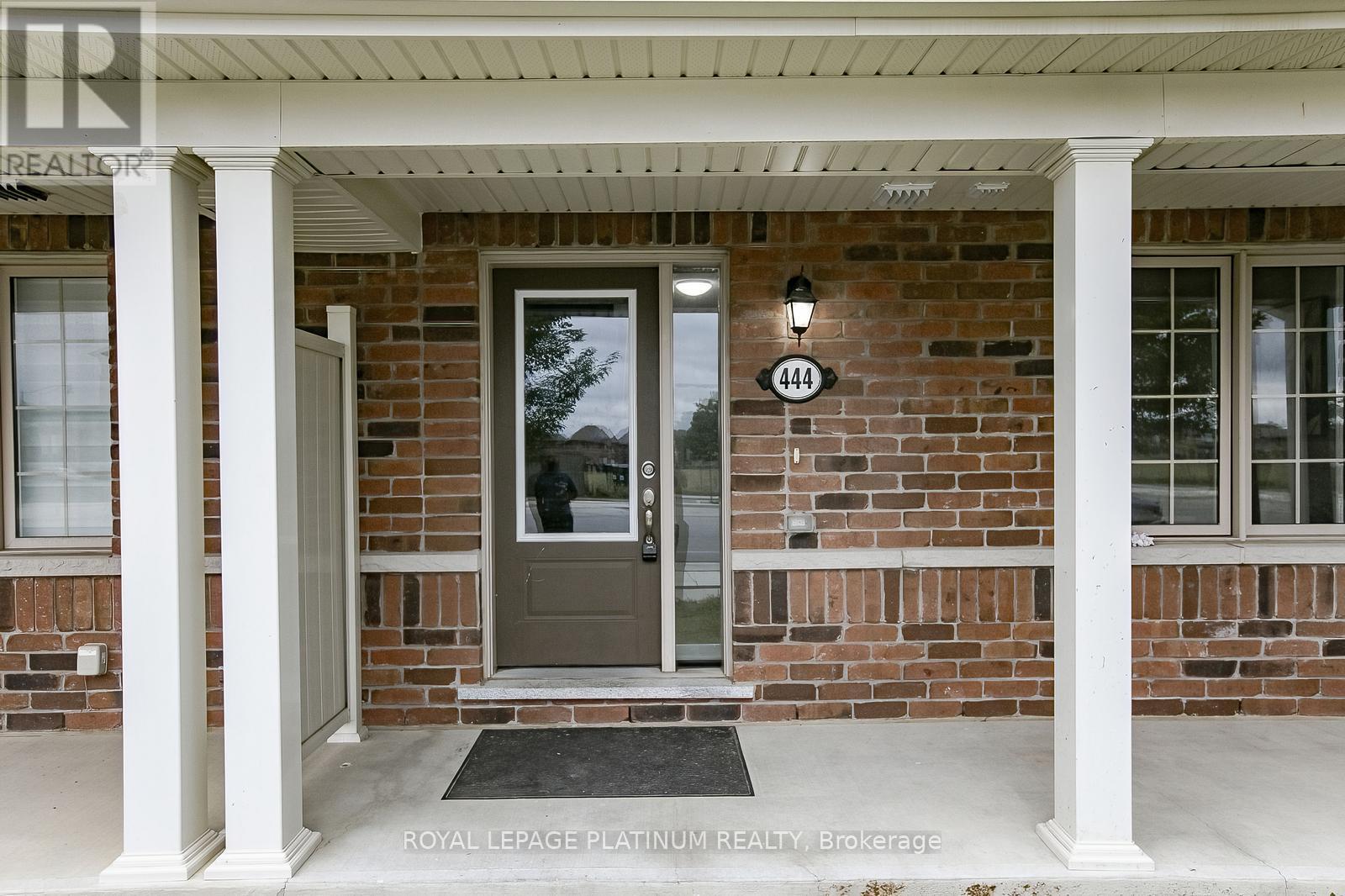 Photo 3 of 444 Remembrance Road, Brampton ON