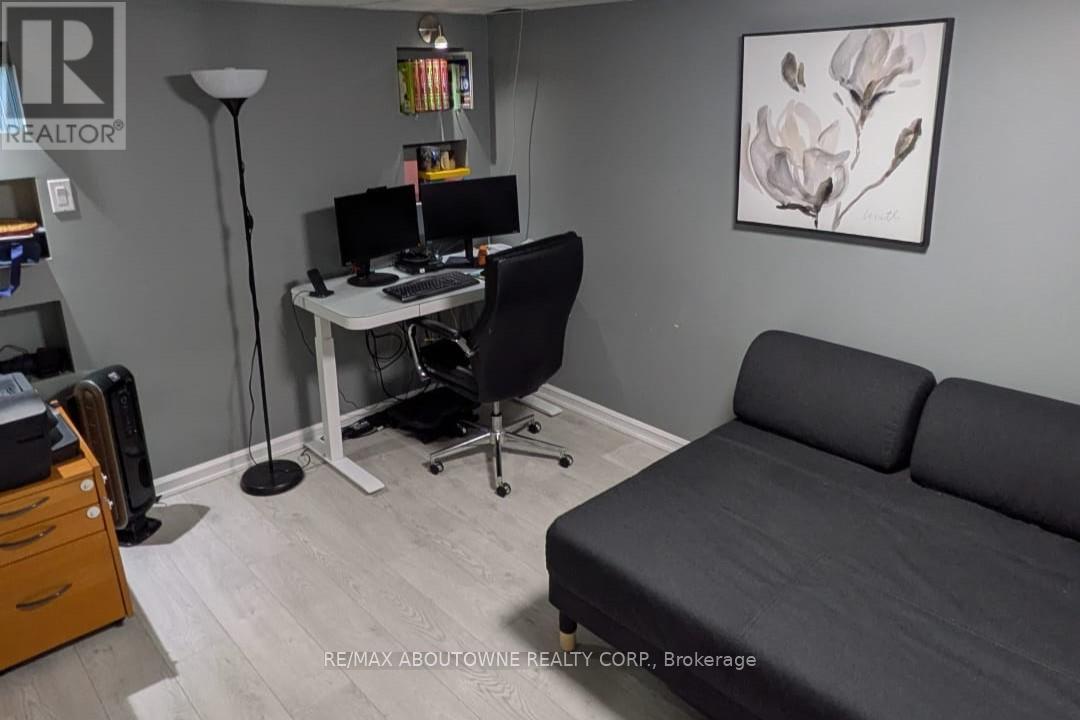 Photo 3 of 254 Fall Fair Way, Hamilton ON
