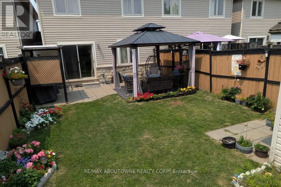 Photo 13 of 254 Fall Fair Way, Hamilton ON