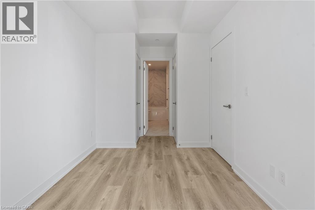 Photo 10 of 370 Martha Street Unit 2106, Burlington ON
