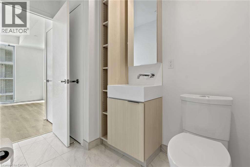 Photo 8 of 370 Martha Street Unit 2106, Burlington ON