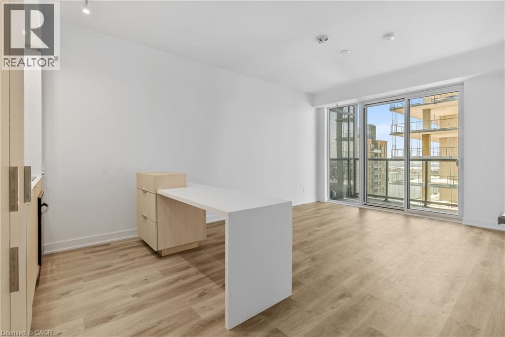 Photo 13 of 370 Martha Street Unit 2106, Burlington ON