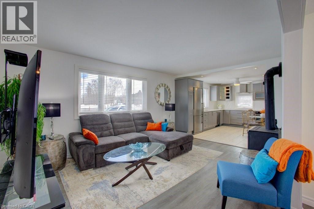 Photo 15 of 9488 Wellington Road 124, Erin ON