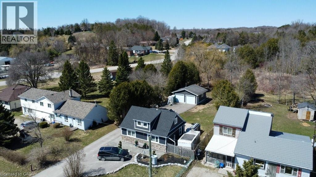 Photo 9 of 9488 Wellington Road 124, Erin ON