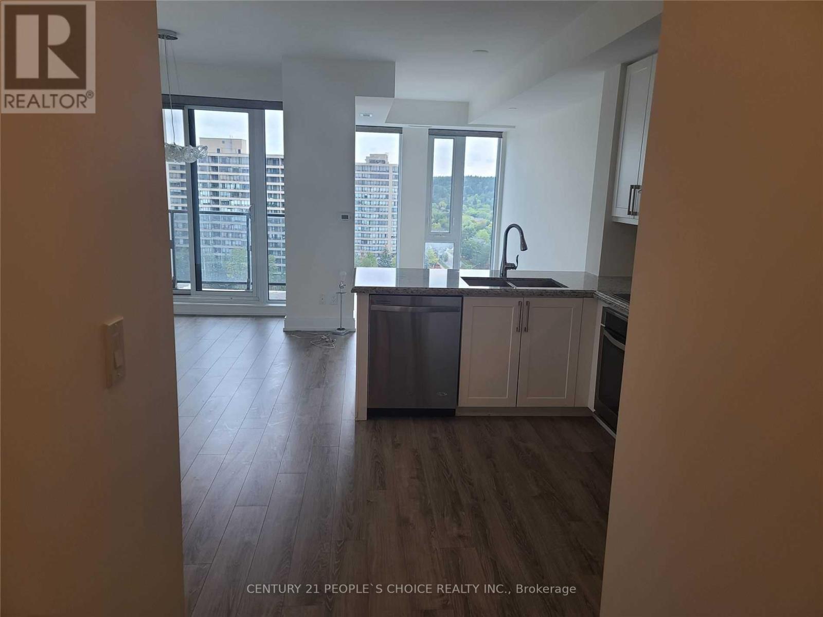 Photo 4 of 1211 A 9608 Yonge Street, Richmond Hill ON