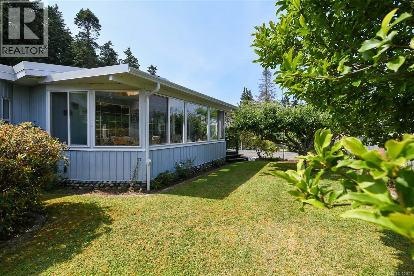 Photo 15 of 5340 Gainsberg Rd, Bowser BC