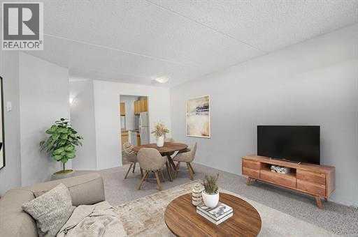 Single Family House for Sale in   Dalton Drive NW Dalhousie Calgary 