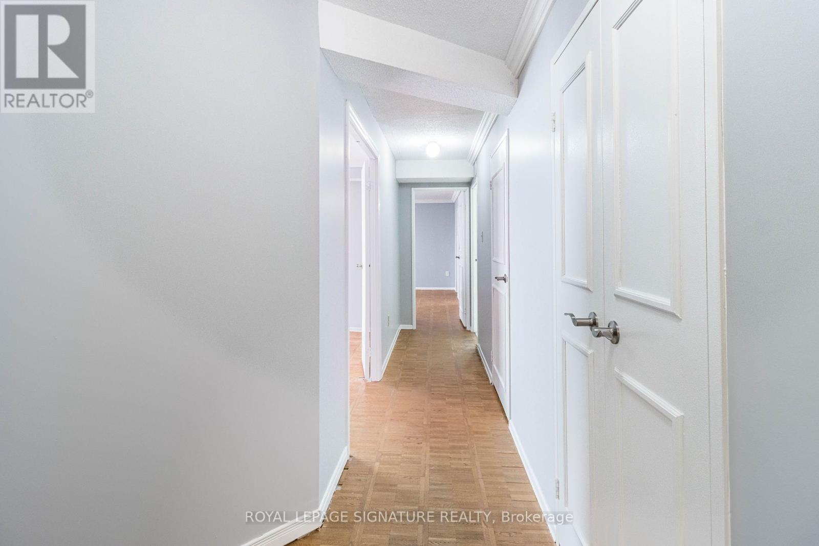 Photo 21 of 2606 3650 Kaneff Crescent, Mississauga ON