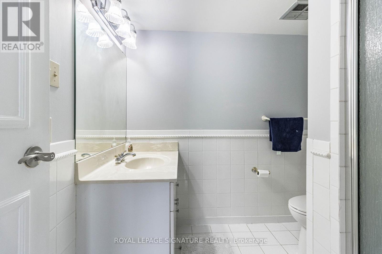 Photo 40 of 2606 3650 Kaneff Crescent, Mississauga ON