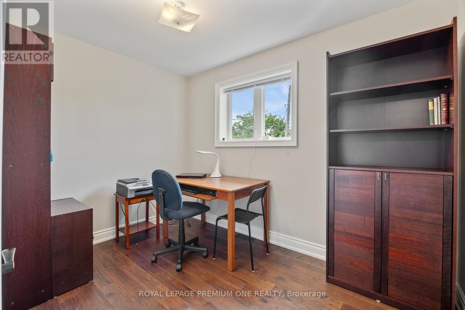 Photo 34 of 8 Buttercup Court, Toronto ON