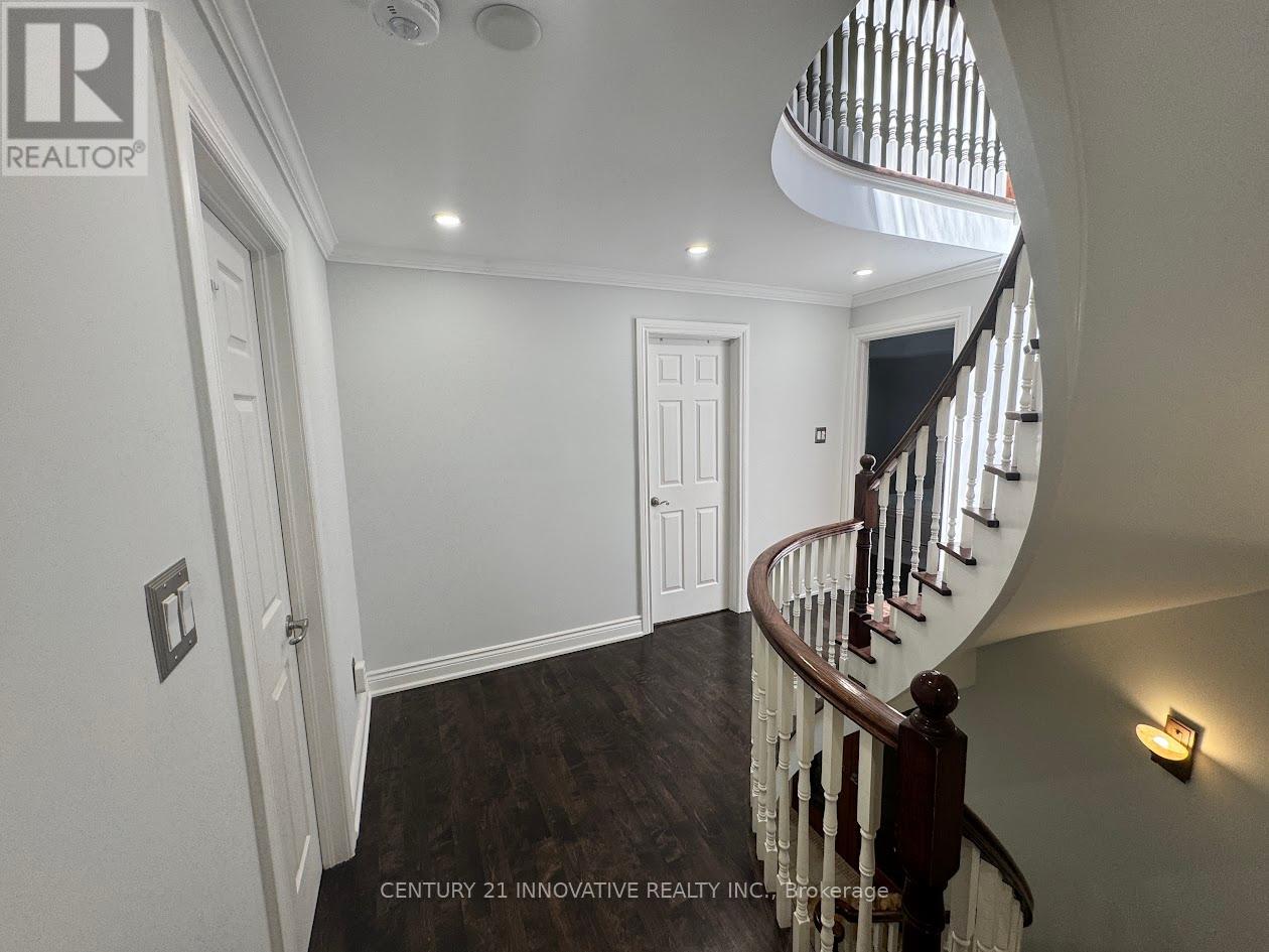 Single Family House for Sale in  LINDEN CRESCENT Brampton (Westgate) 