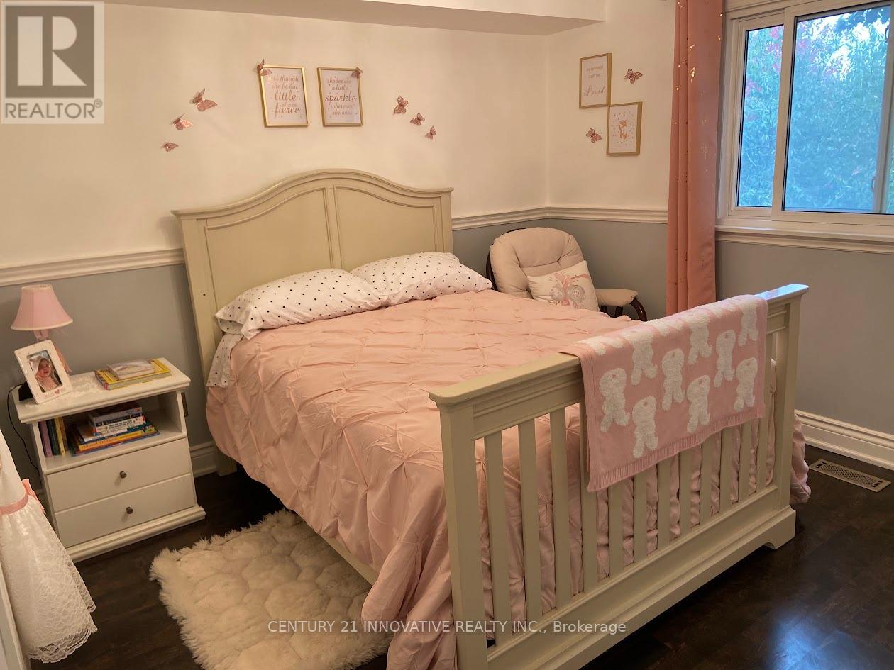 Single Family House for Sale in  LINDEN CRESCENT Brampton (Westgate) 