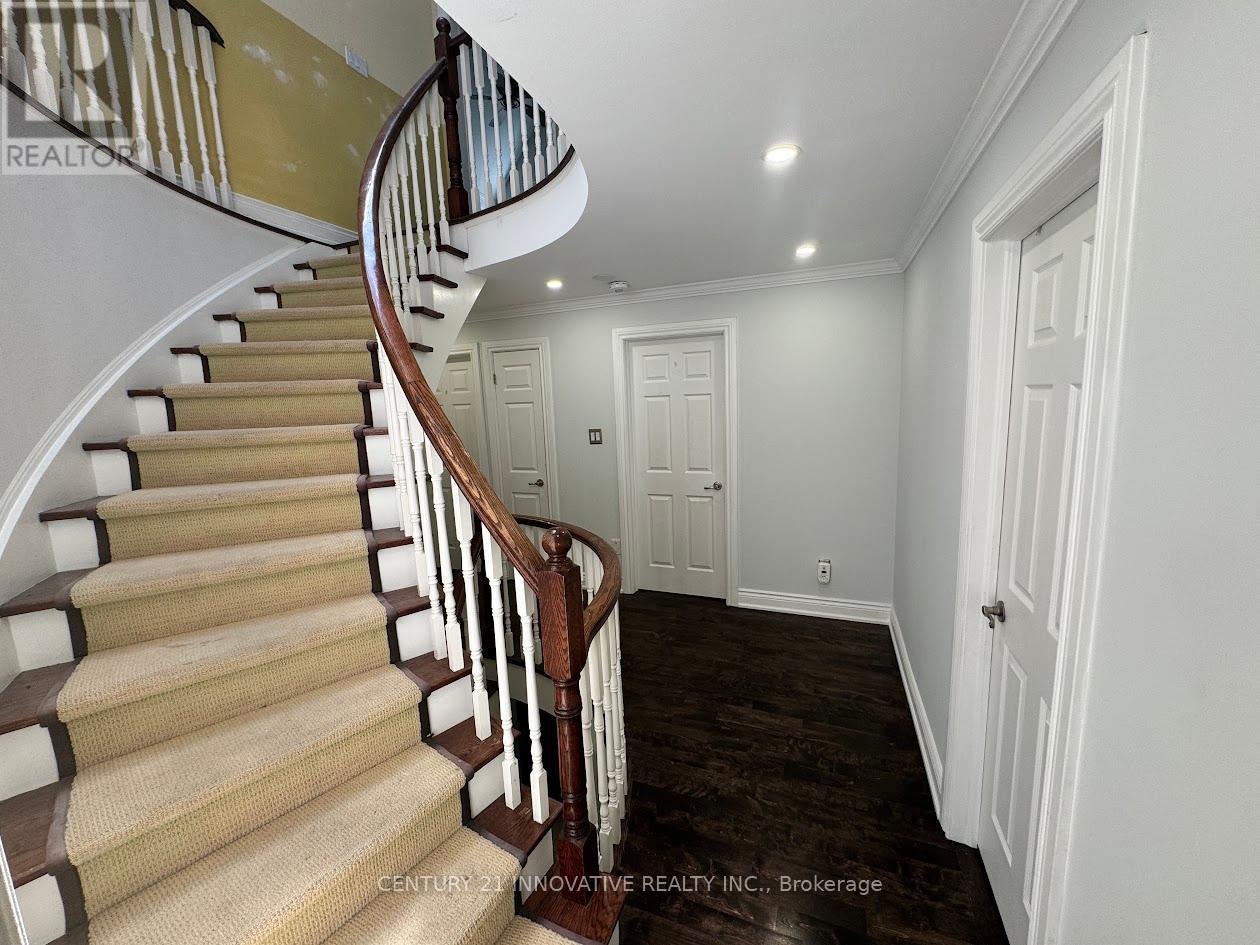 Single Family House for Sale in  LINDEN CRESCENT Brampton (Westgate) 