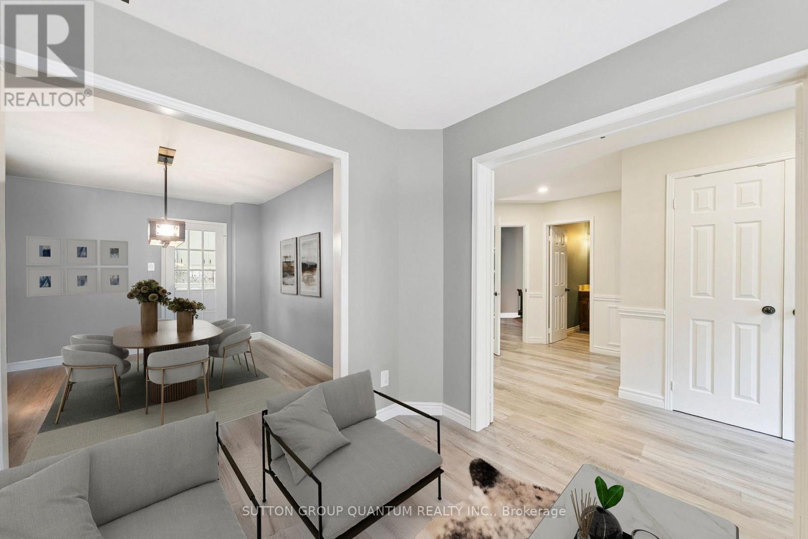 Photo 2 of 3523 Pintail Circle, Mississauga ON